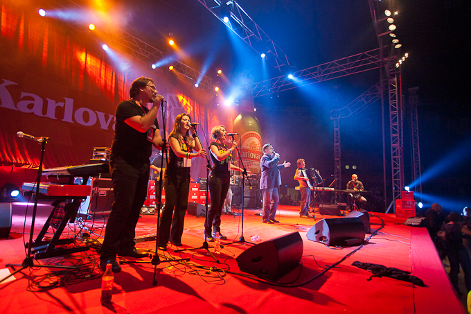 Karlovacko live: Halid Beslic i Crvena jabuka u dvorani Kresimir Cosic u Zadru, Foto: Leo Banic Karlovacko live: Halid Beslic i Crvena jabuka u dvorani Kresimir Cosic u Zadru, Foto: Leo Banic