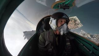 Vježbe pilota borbenih MIG-ova Vježbe pilota borbenih MIG-ova