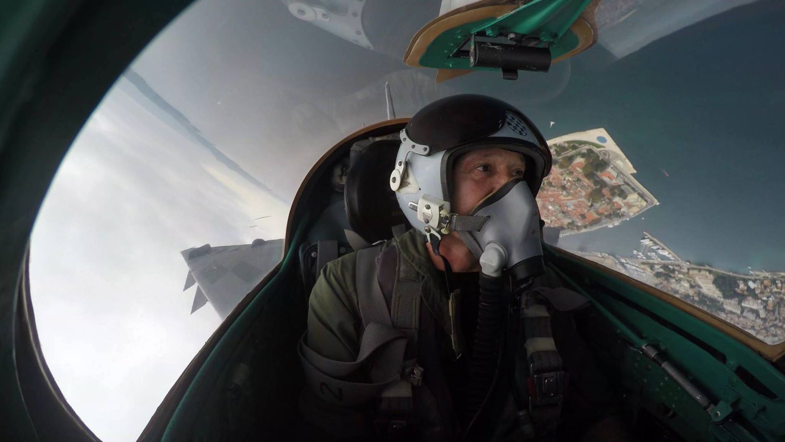 Vježbe pilota borbenih MIG-ova Vježbe pilota borbenih MIG-ova