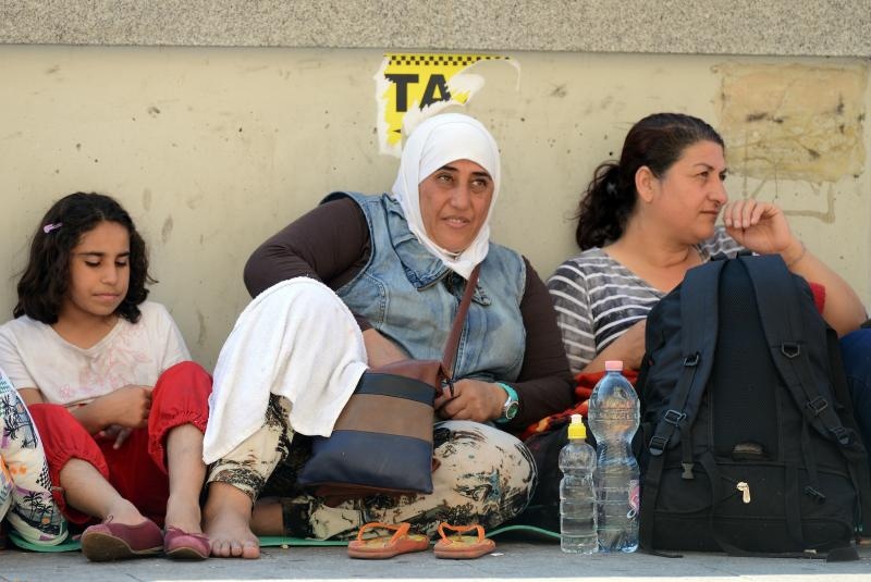 Izbjeglice i imigranti na željezničkom kolodvoru Keleti ulicama Budimpešte, Photo: Marko Jurinec/PIXSELL Izbjeglice i imigranti na željezničkom kolodvoru Keleti ulicama Budimpešte, Photo: Marko Jurinec/PIXSELL