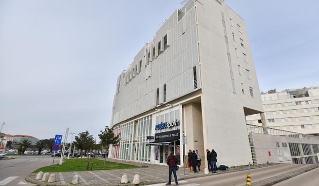 Deložacija Rena Sinovčića iz stana u zgradi TIZ-a riješena sporazumno i bez policije