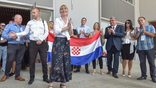 Bruna Esih u Zadru izabrana za predsjednicu Neovisnih za Hrvatsku Bruna Esih u Zadru izabrana za predsjednicu Neovisnih za Hrvatsku