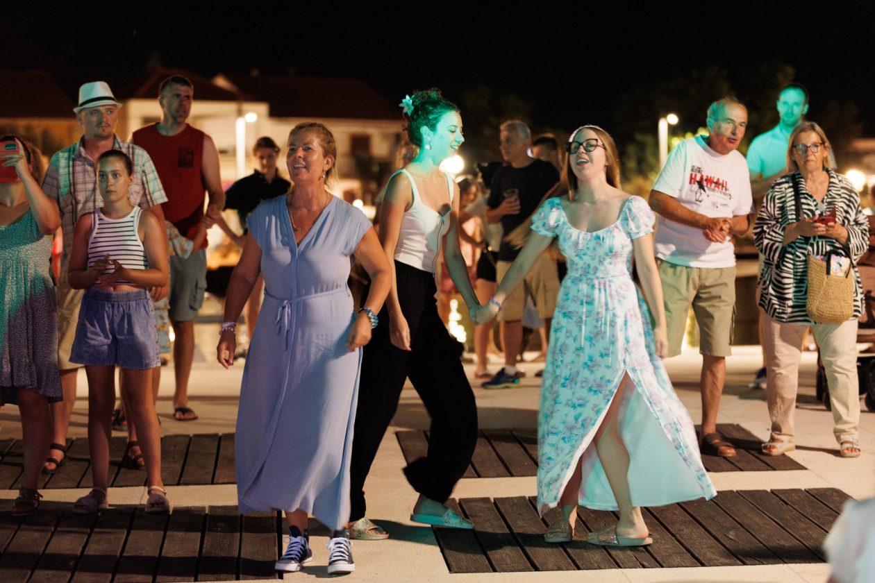 Eni Jurišić & Vjeko Ključarić @ Petrčane Eni Jurišić & Vjeko Ključarić @ Petrčane