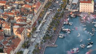 Splićani ispratili Olivera na posljednju plovidbu – fotografije iz zraka