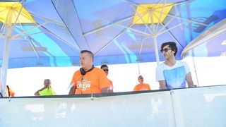 10. dm Millennium Jump na zadarskoj rivi – 3 tisuće skakača poslalo prekrasnu priču u svijet 10. dm Millennium Jump na zadarskoj rivi – 3 tisuće skakača poslalo prekrasnu priču u svijet