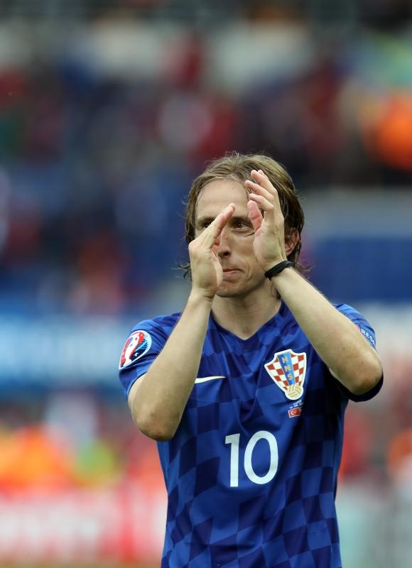 Slavlje igrača i navijača nakon pobjede nad Turskom. Photo: Goran Stanzl/PIXSELL Slavlje igrača i navijača nakon pobjede nad Turskom. Photo: Goran Stanzl/PIXSELL