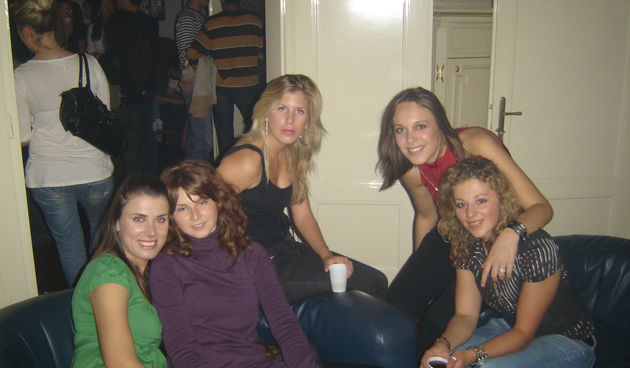 Image 1189057 (auto)