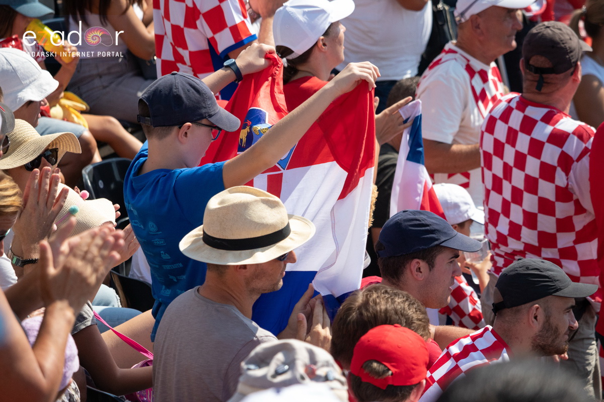 Davis Cup: Vruća navijačka atmosfera u meču Ćilića i Querreya