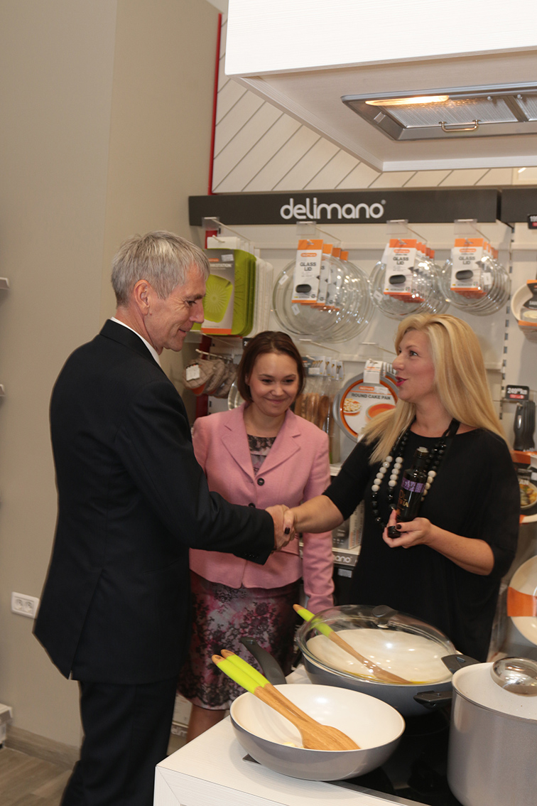 Brojni poznati uživali u jesenskim delicijama na otvorenju nove Top Shop trgovine, foto: Luka Žuk