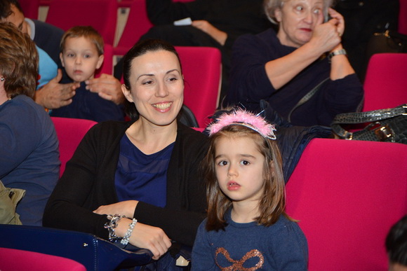 U Kazalištu lutaka Zadar odigrana je predstava “Čarobnjak iz Oza” u režiji Dražena Ferenčine. Foto: Iva Perinčić U Kazalištu lutaka Zadar odigrana je predstava “Čarobnjak iz Oza” u režiji Dražena Ferenčine. Foto: Iva Perinčić