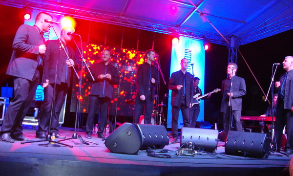 Klapa Cambi održala cjelovečernji koncert na biogradskoj rivi. Foto: Gordana Šarić Klapa Cambi održala cjelovečernji koncert na biogradskoj rivi. Foto: Gordana Šarić