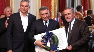 , Zagreb – U Dvercu je odrzana dodjela povelje pocasnog gradjanina Zagreba generalu Anti Gotovini. Photo: Anto Magzan/PIXSELL , Zagreb – U Dvercu je odrzana dodjela povelje pocasnog gradjanina Zagreba generalu Anti Gotovini. Photo: Anto Magzan/PIXSELL