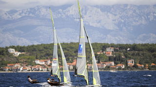 Zadar, 050909.
Europsko prvenstvo u jedrenju za klasu 49 er 2009 u Zadru.
Valovi, bura i sunce. Savreseno vrijeme za jedrenje i odrzavanje prvog plova sestog dana i 17 – og ujedno i zadnjeg plova u zlatnoj skupini Europskog prvenstva u jedrenju za kalsu 4