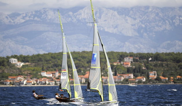 Zadar, 050909.
Europsko prvenstvo u jedrenju za klasu 49 er 2009 u Zadru.
Valovi, bura i sunce. Savreseno vrijeme za jedrenje i odrzavanje prvog plova sestog dana i 17 – og ujedno i zadnjeg plova u zlatnoj skupini Europskog prvenstva u jedrenju za kalsu 4