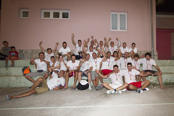 Ljetna liga: Proslava naslova kosarkasa Maraske, foto: Kristijan Orlic Ljetna liga: Proslava naslova kosarkasa Maraske, foto: Kristijan Orlic