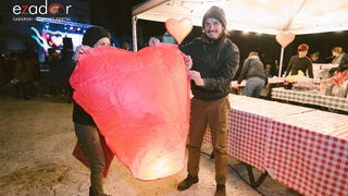 Humanitarni svjetlosni spektakl “Zaželi ljubav 2018.” @ Forum