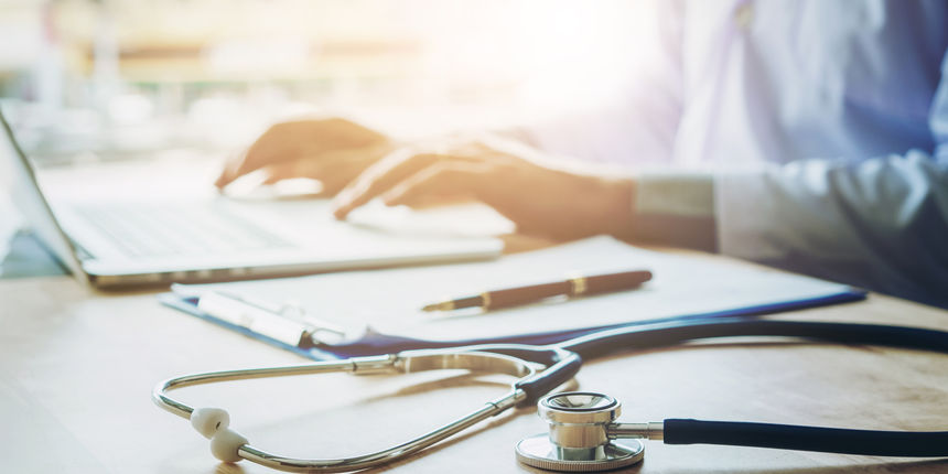 Liječnici mogu utvrditi ospice pregledom kože i osipa, provjerom simptoma koji su karakteristični za ospice koje smo naveli. Ukoliko ne mogu sa sigurnošću utvrditi osobu se šalje na vađenje krvi kako bi ga testirali na virus ospica.