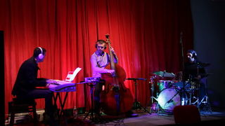 A.J. Jazz trio nastupio u HNK Zadar 25. travnja 2016. A.J. Jazz trio nastupio u HNK Zadar 25. travnja 2016.