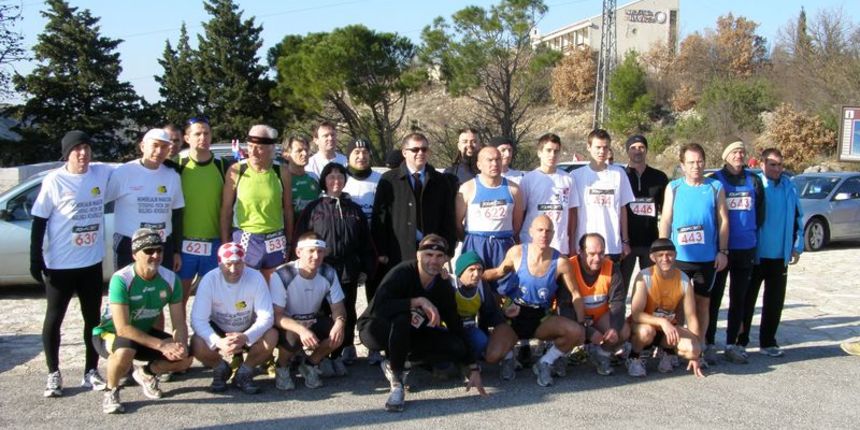 6. memorijalni maraton Maslenica – Posedarje – Novigrad, 23. siječnja 2010. (Foto: Josip Prskalo) 6. memorijalni maraton Maslenica – Posedarje – Novigrad, 23. siječnja 2010. (Foto: Josip Prskalo)