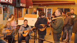 Bibinje: Božićni sajam na Trgu Franje Tuđmana Bibinje: Božićni sajam na Trgu Franje Tuđmana