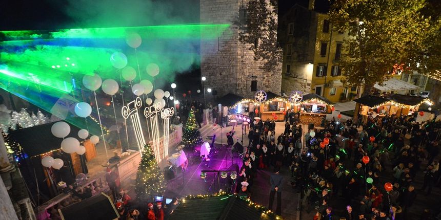 Započeo Advent u Zadru ; foto Iva Perinčić