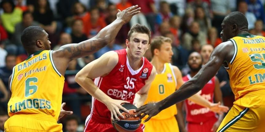 22.10.2015., Zagreb – 2. kolo TURKISH AIRLINES EUROLEAGUE: KK CEDEVITA – Limoges CSP. Marko Arapovic. Photo: Slavko Midzor/PIXSELL