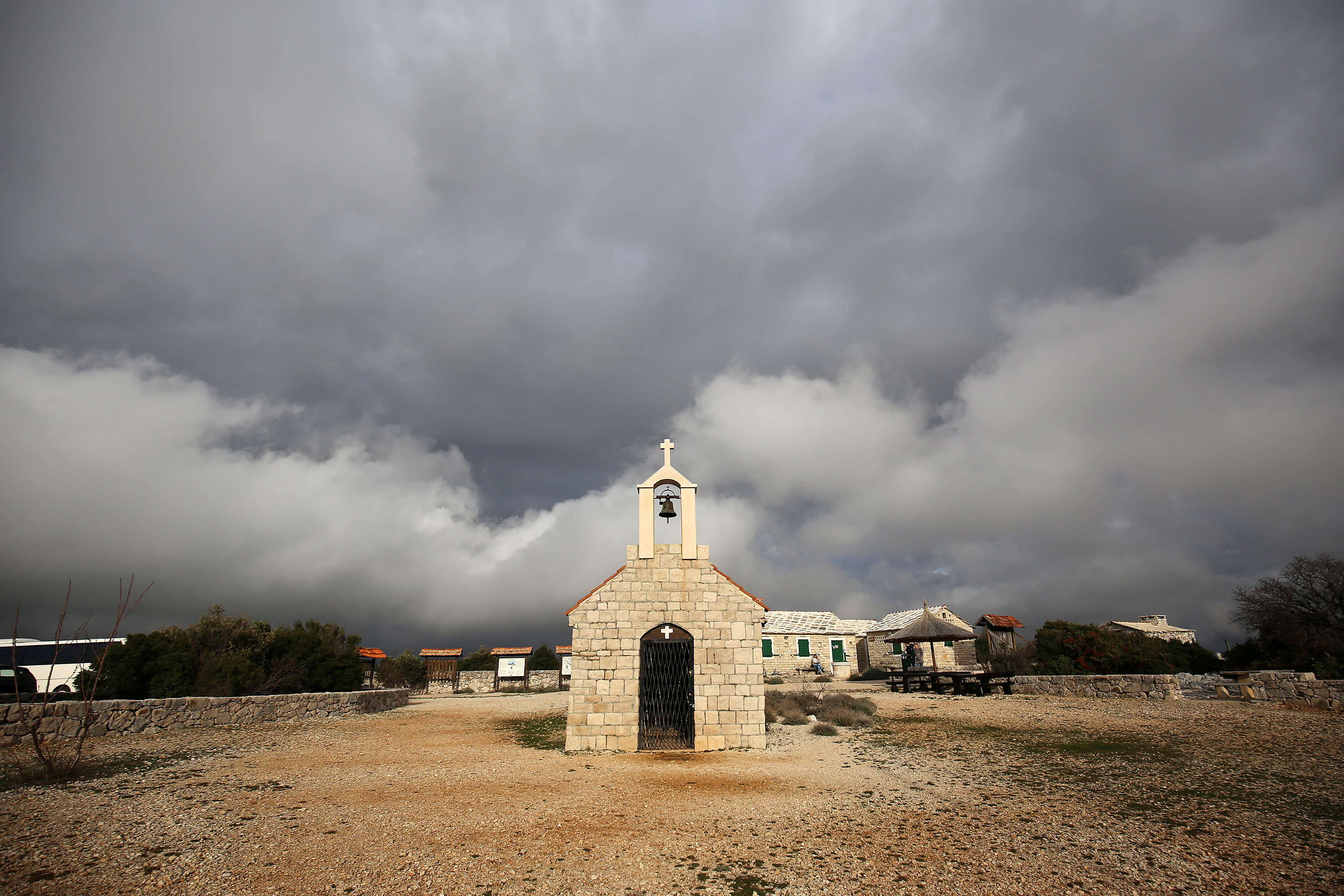 Mediji i uzvanici posjetili Polaču, Vransko jezero i Maškovića han