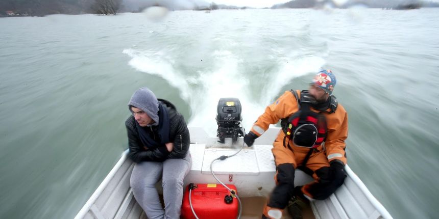 Na području Kosinja proglašeno izvanredno stanje obrane od poplava