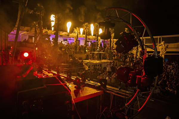 Trećeg dana Blacksheep Festivala u Aquarius klubu na Zrću nastupio je Moti. Foto: Goran Telak