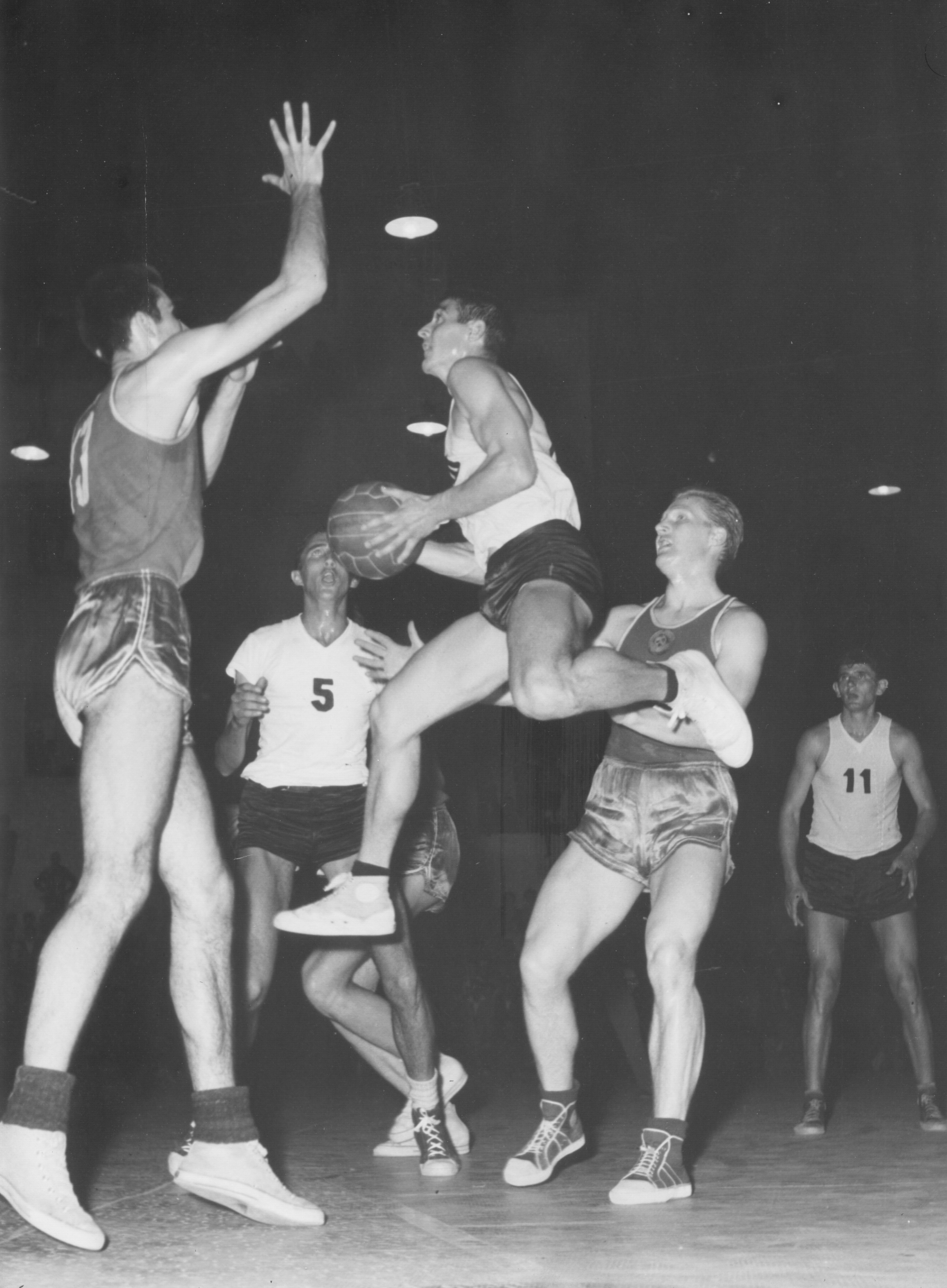 Giuseppe Giergia- Fotomonografija Stvarnost i mit Giuseppe Giergia- Fotomonografija Stvarnost i mit