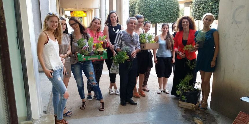 Započeo projekt “Urbani balkonski vrtovi” Započeo projekt “Urbani balkonski vrtovi”