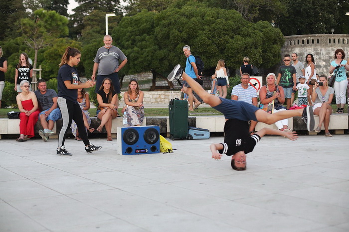 Večernji đir po zadarskoj rivi. Foto: Leo Banić