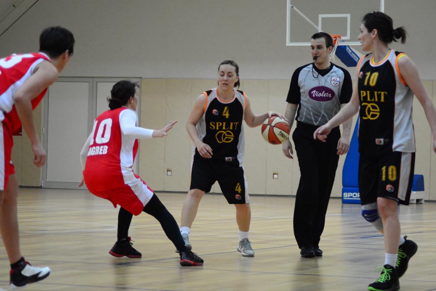 3. OTP masters veterana, Ž 40+: Split – Novi Sad 47-35, Foto: Iva Perinčić 3. OTP masters veterana, Ž 40+: Split – Novi Sad 47-35, Foto: Iva Perinčić