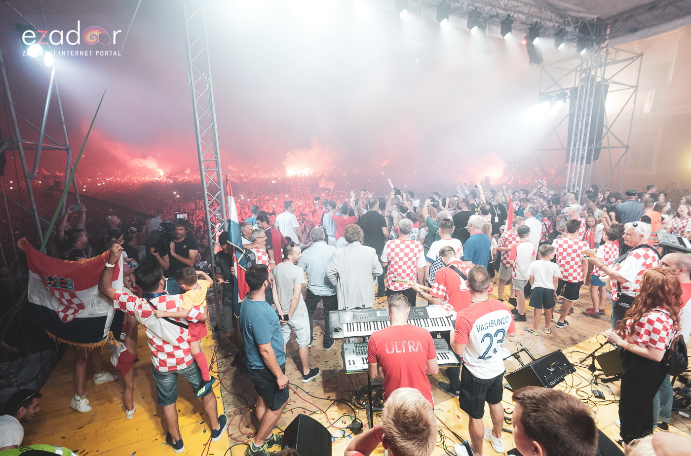 Zadar priredio nezaboravan doček svojim Vatrenim herojima