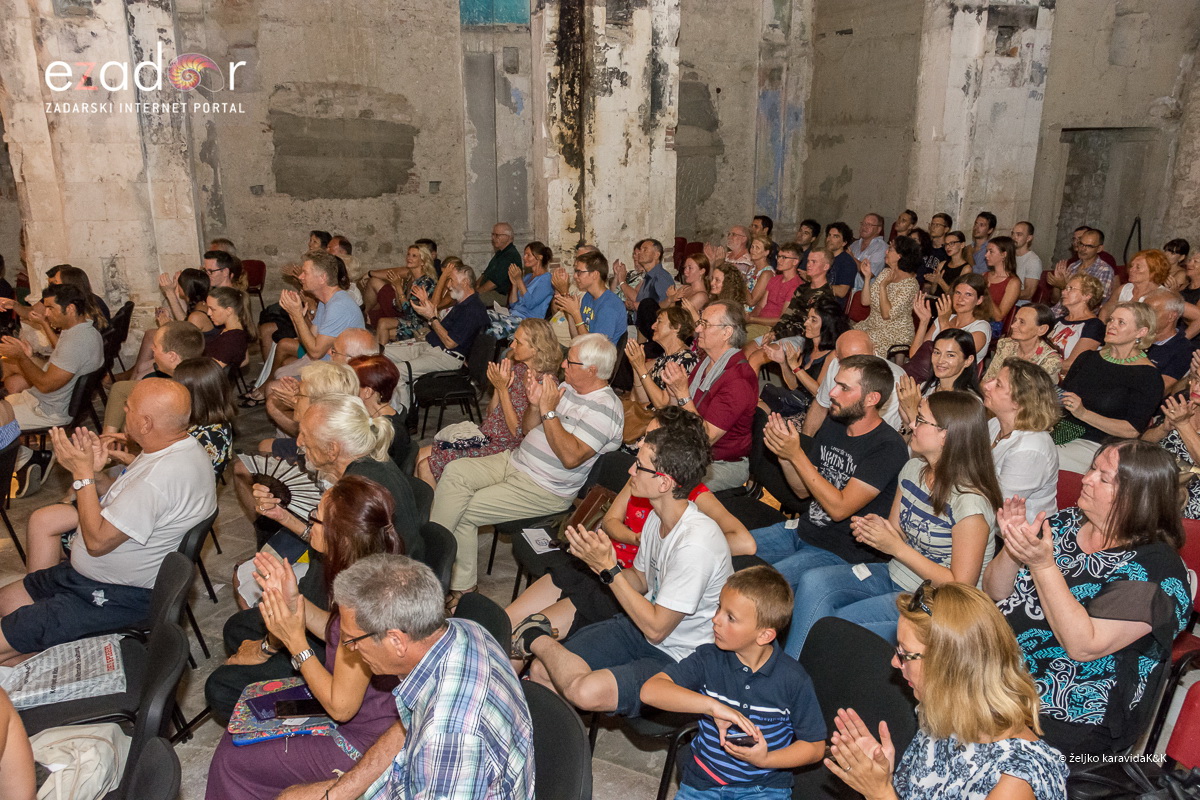 59. Glazbene večeri u sv. Donatu: Orkestar Epoque i gitarist Krešimir Bedek @ Crkva sv. Nikole