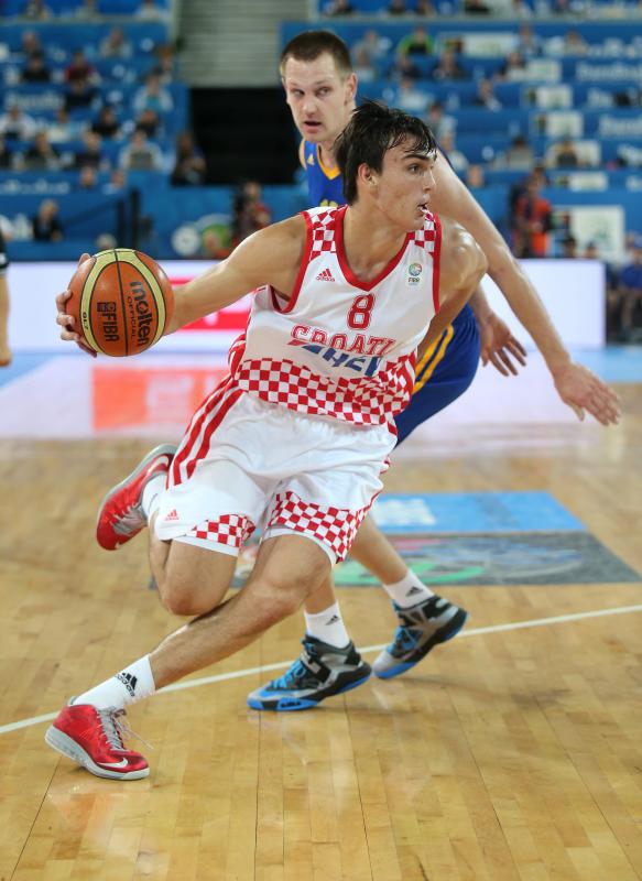 Arena Stozice, Ljubljana, Slovenija – Europsko prvenstvo u kosarci Eurobasket Slovenija 2013., cetvrtfinale, Hrvatska – Ukrajina. Krunoslav Simon. Photo: Igor Kralj/PIXSELL Arena Stozice, Ljubljana, Slovenija – Europsko prvenstvo u kosarci Eurobasket Slovenija 2013., cetvrtfinale, Hrvatska – Ukrajina. Krunoslav Simon. Photo: Igor Kralj/PIXSELL