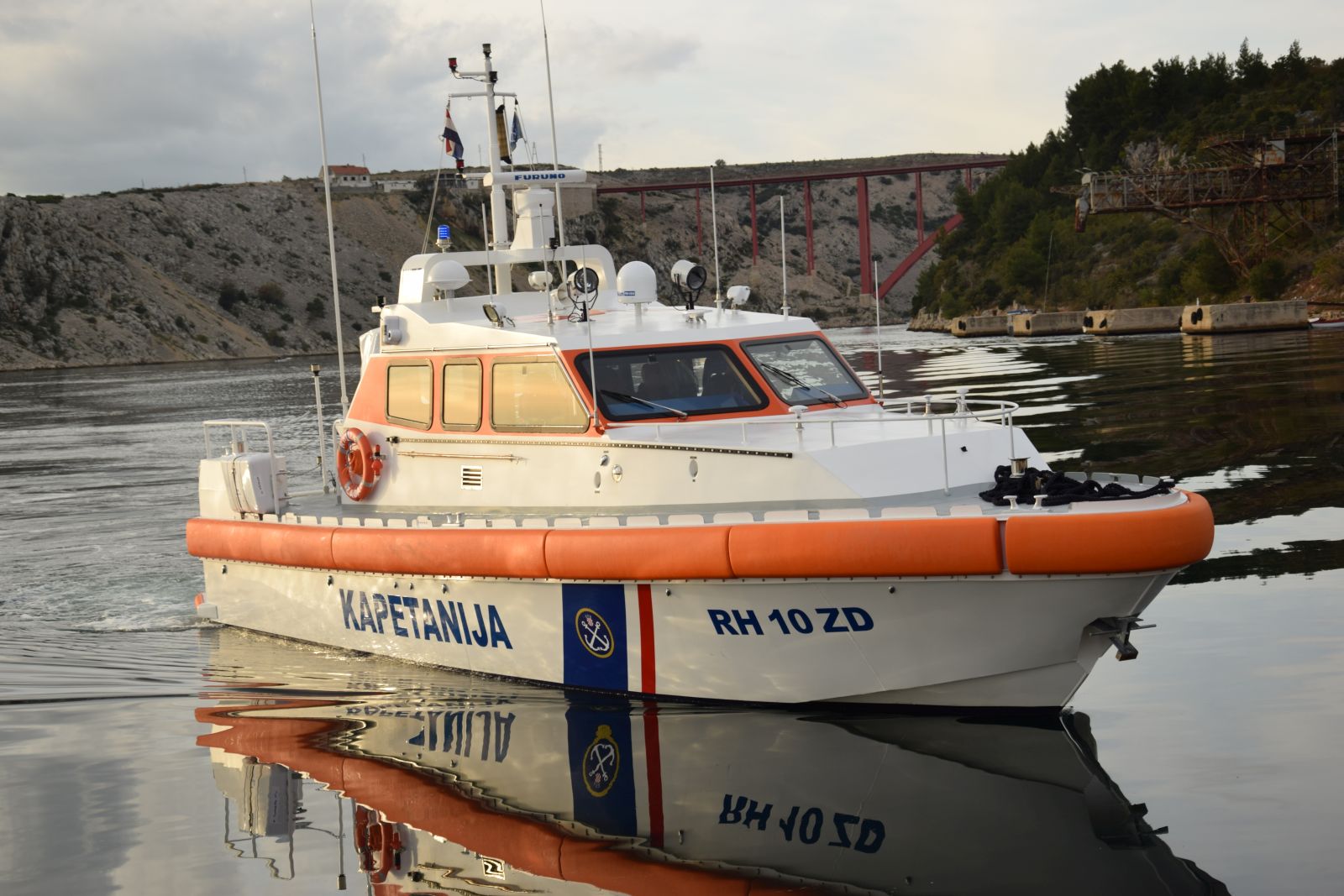 U Novskom ždrilu i dalje traje intenzivna potraga za nestalim pilotom