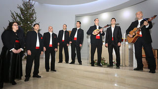 Blagdanski koncert okupio je brojne izvođače. Nastupio je Marko Perković Thompson, klapa Luna, klapa Kalelarga, klapa Hrvace