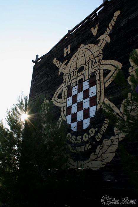 Devastirana bivša vojna baza Šepurine, Foto: Iva Idassa Devastirana bivša vojna baza Šepurine, Foto: Iva Idassa