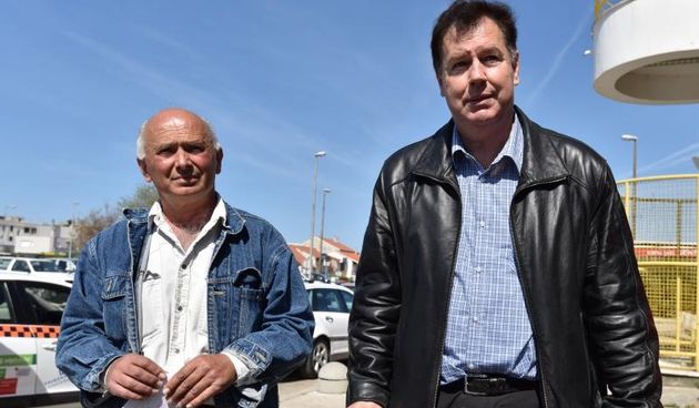 Taksist Predrag Simunov i Vedran Uranija, pravni zastupnik SSSH. Photo: Dino Stanin/PIXSELL