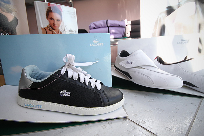 RR moda: Totalna rasprodaja Twins konfekcije, Foto: Saša Čuka RR moda: Totalna rasprodaja Twins konfekcije, Foto: Saša Čuka