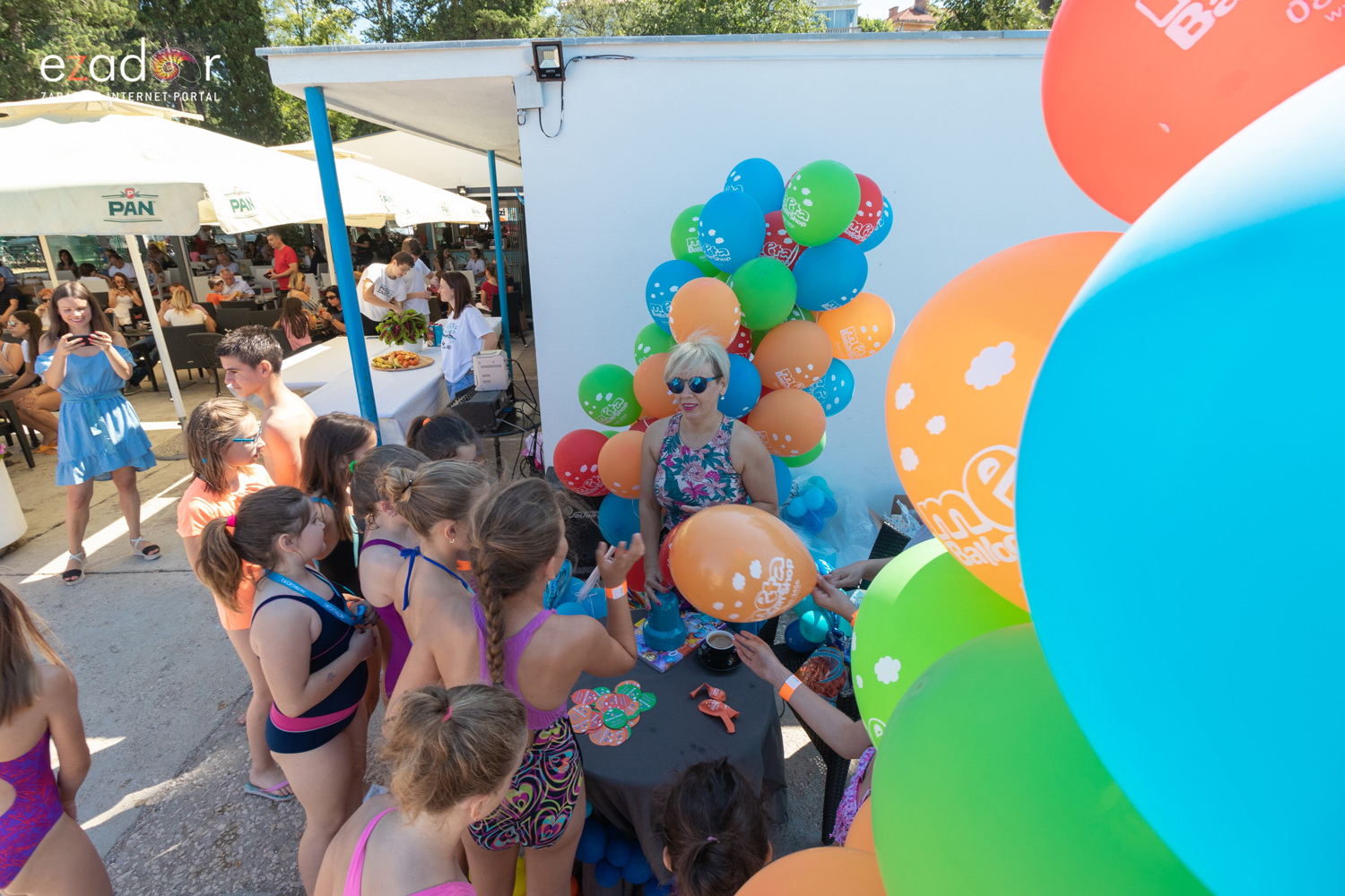 Meta feštica od balona i Ballon Jump