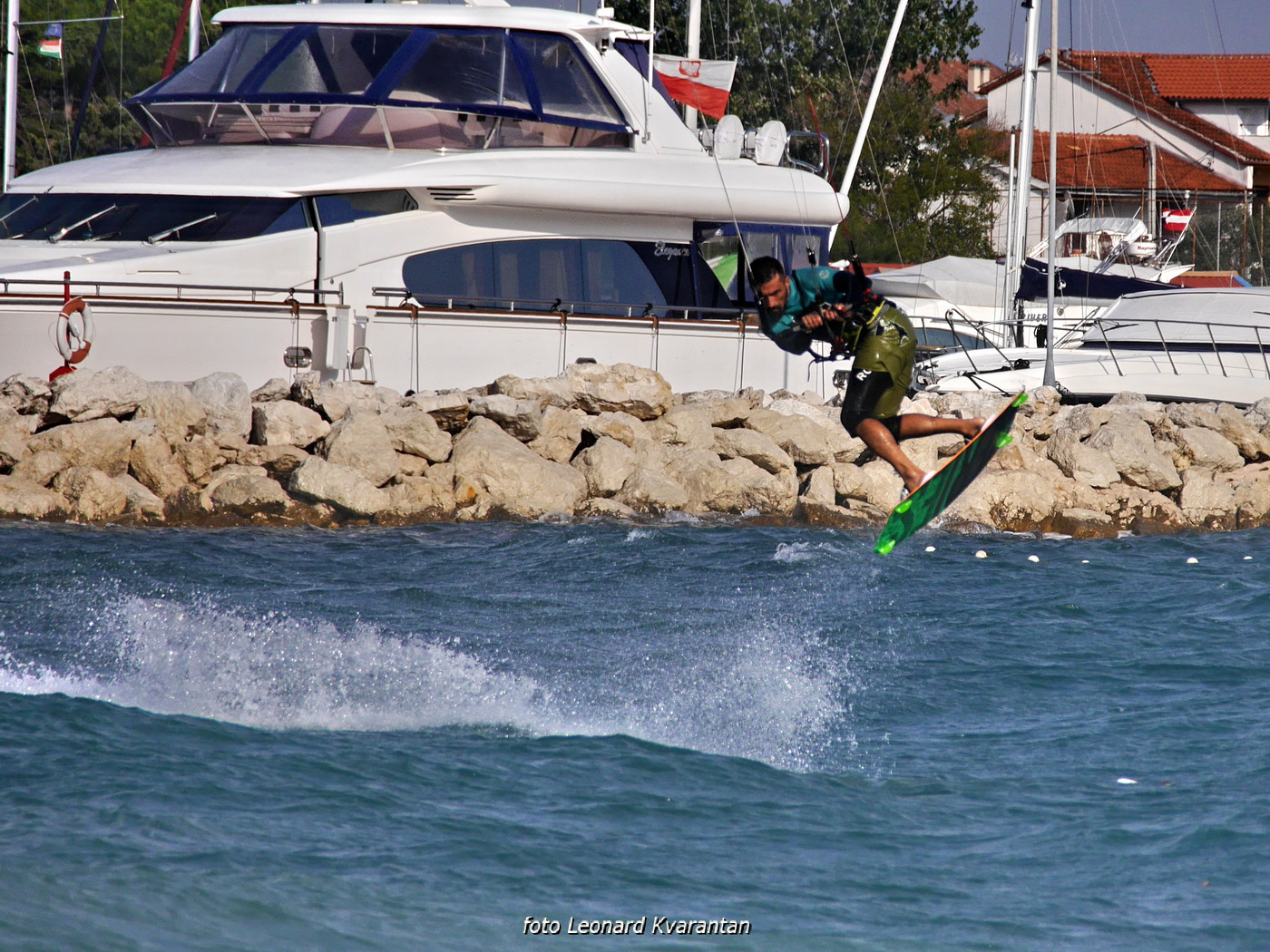 Surferi i kiteri došli na svoje pred neveru