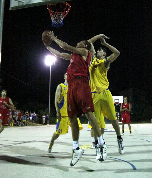 Ljetna liga: KK Sabunjar – KK Maraska park, Foto: K. Orlic Ljetna liga: KK Sabunjar – KK Maraska park, Foto: K. Orlic