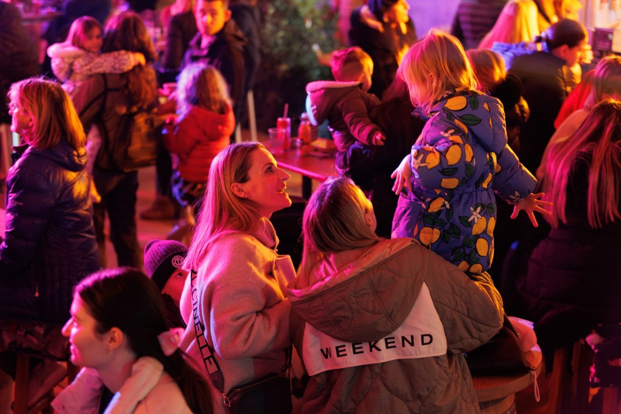 dječja predstava o svetom Nikoli, Božićni gramofon na Pijaci dječja predstava o svetom Nikoli, Božićni gramofon na Pijaci