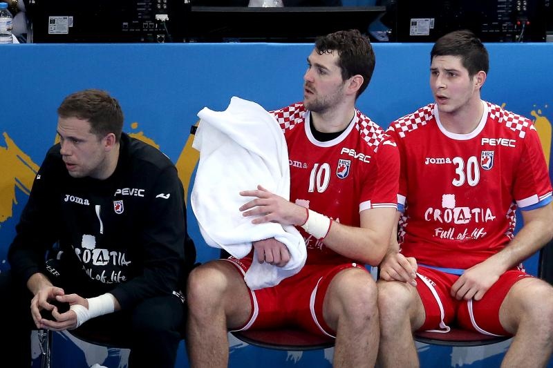 Tuga hrvatskih rukometaša nakon šokantnog poraza od Slovenije