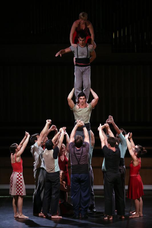Zagreb, KD Vatroslav Lisinski – Predstava Le Grand C slavne francuske cirkuske skupine Compagnie XY. Zagreb, KD Vatroslav Lisinski – Predstava Le Grand C slavne francuske cirkuske skupine Compagnie XY.