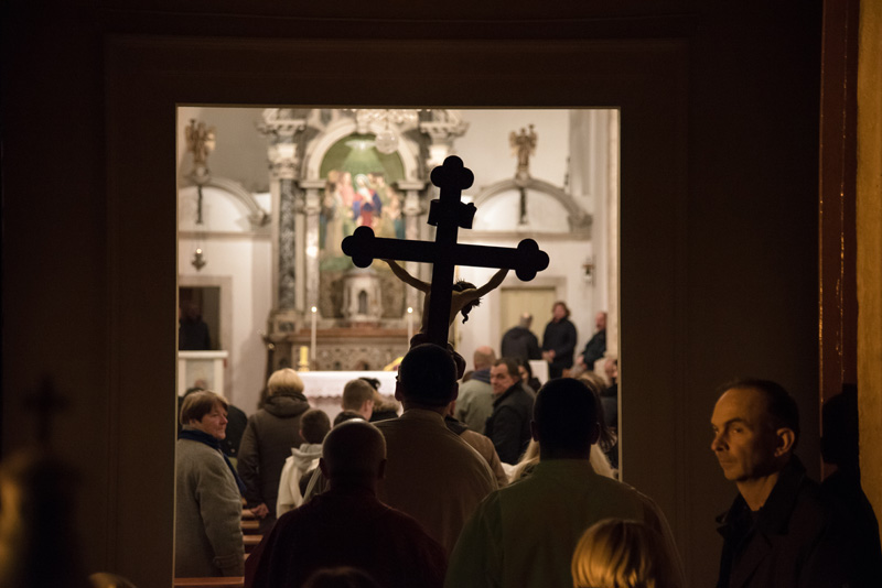 Biograd: procesija na Veliki petak, foto- V. Pesic Biograd: procesija na Veliki petak, foto- V. Pesic