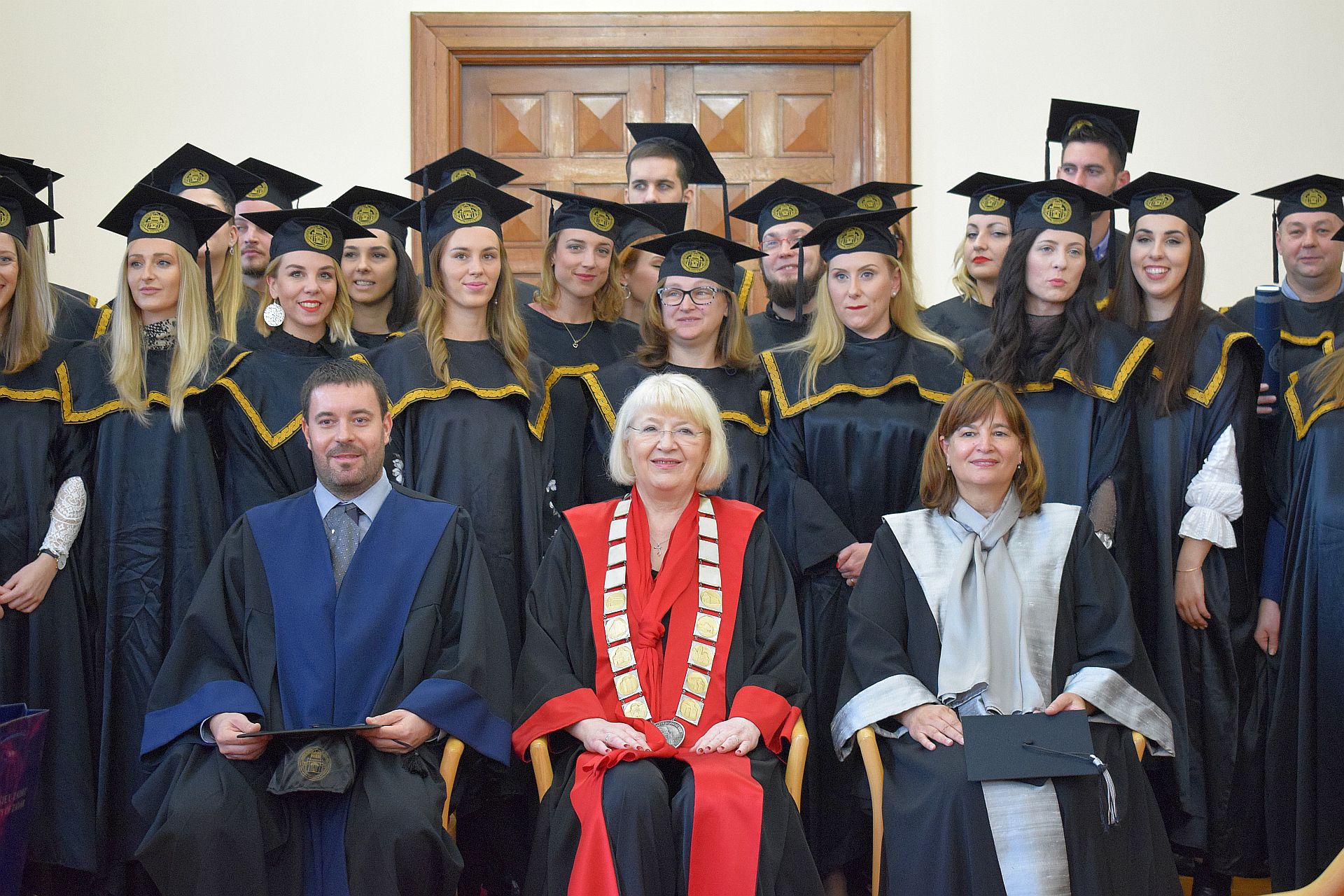 Na Sveučilištu u Zadru promovirano 160 magistrica i magistara Na Sveučilištu u Zadru promovirano 160 magistrica i magistara