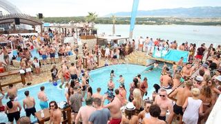 Zrće: Drugi dan Hideout festivala privukao je mnogobrojnu publiku na after beach party, Photo: Luka Stanzl/PIXSELL Zrće: Drugi dan Hideout festivala privukao je mnogobrojnu publiku na after beach party, Photo: Luka Stanzl/PIXSELL